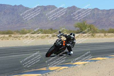 media/Mar-24-2025-Moto Forza (Mon) [[57ce5c5cff]]/2-Intermediate Group/Session 3 (Turn 6 Inside)/